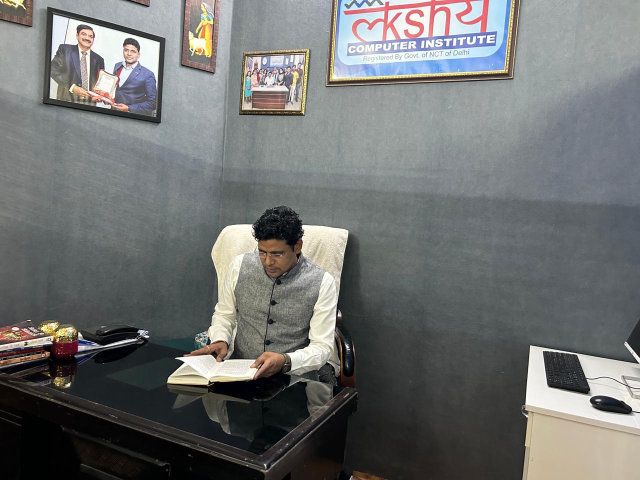 Neeraj Agarwal